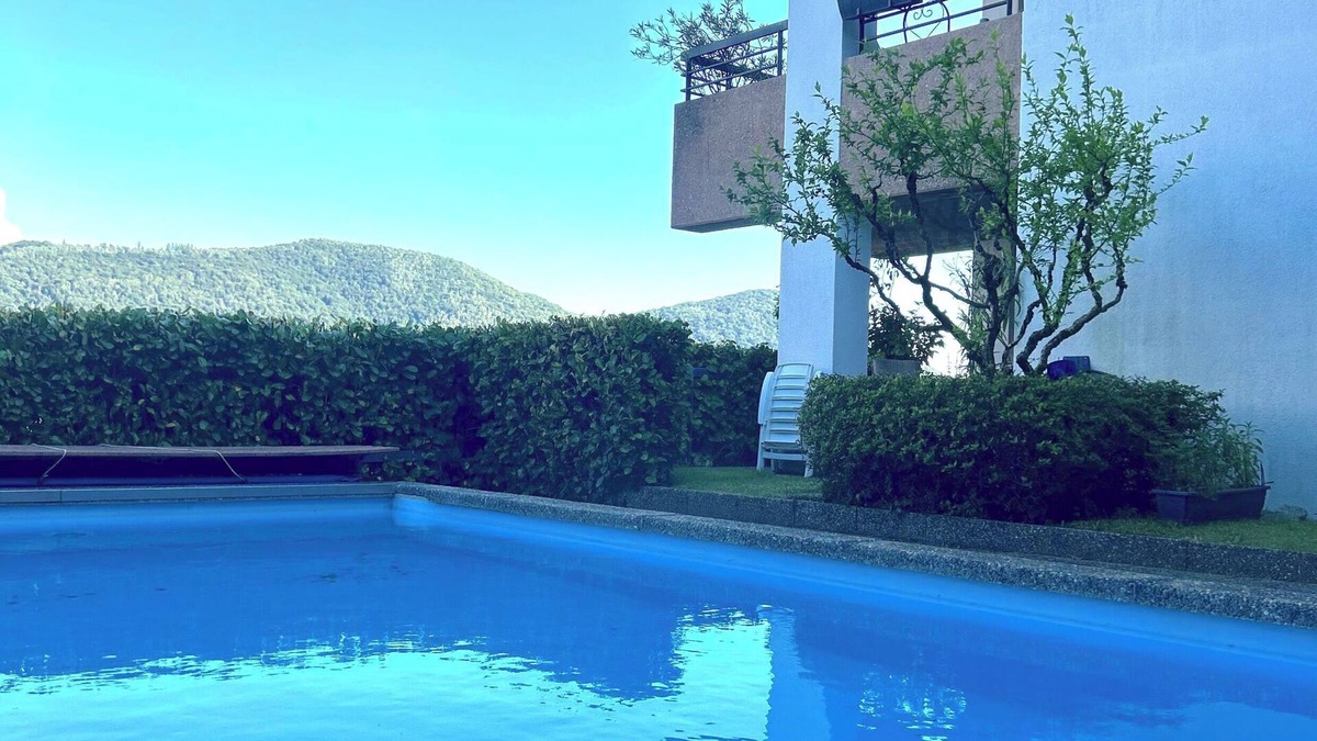 Agra Apartment | Luxury apartment with pool