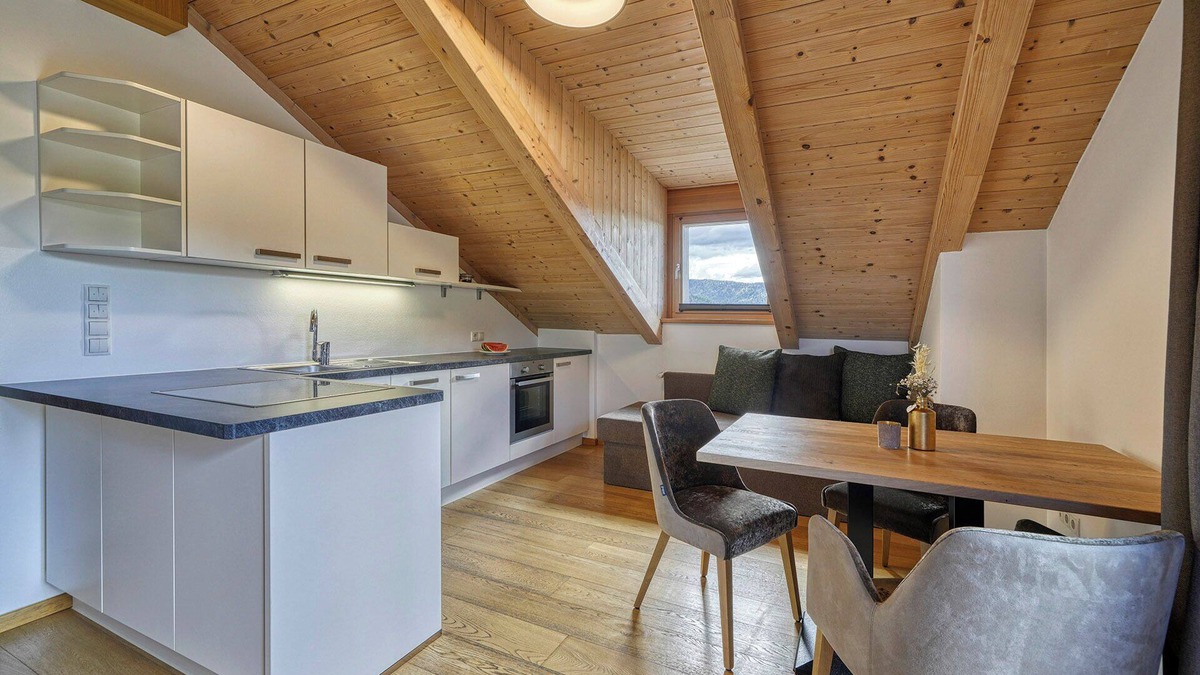 Nova Ponente Apartment | Luxury Apartment "Weißhorn" with Mountain View and private Steam Sauna