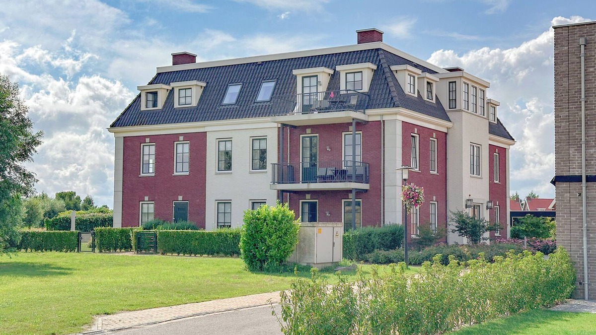 Colijnsplaat Apartment | Luxury apartment with a sauna near the sea
