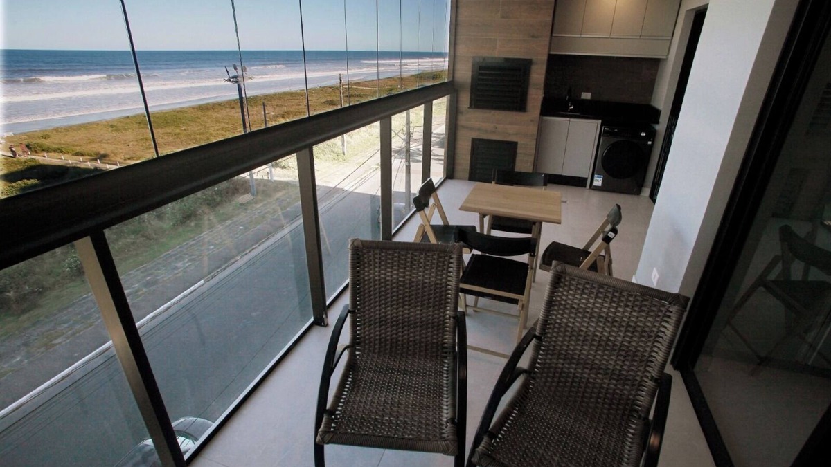 Matinhos Apartment | Luxury Apartment with Sea View