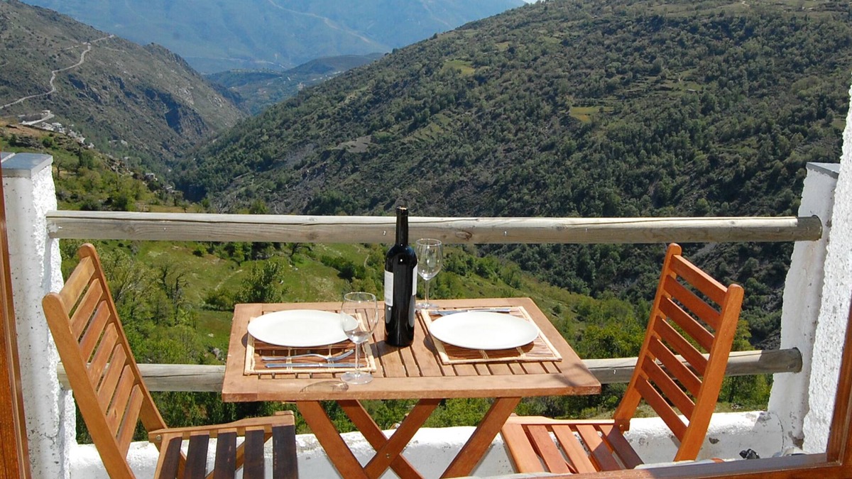 Capileira Apartment | Luxury apartment with stunning vistas!!