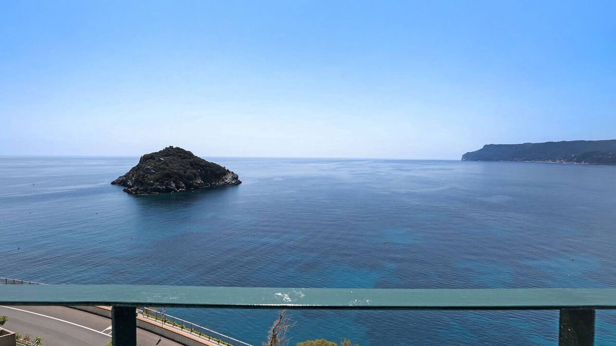 Torre del Mare Apartment | Luxury Apartment with a fantastic view