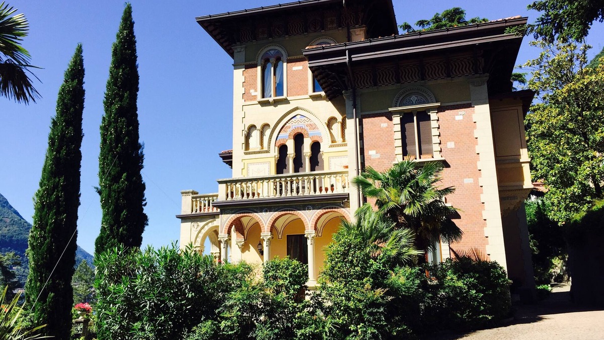 Laglio Villa | Luxury apartments in a completely restored historic Villa Castiglioni