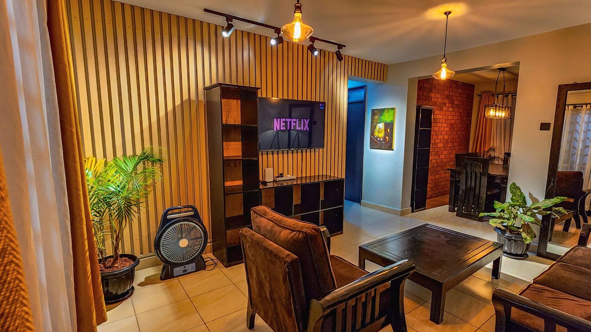 Ntinda Apartment | Luxury At The 3BD Martyr's Villa Unlimited wifi and Netflix
