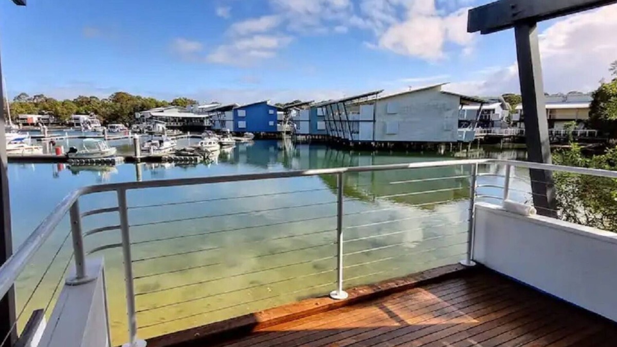 Gold Coast Apartment | Luxury Island Retreat