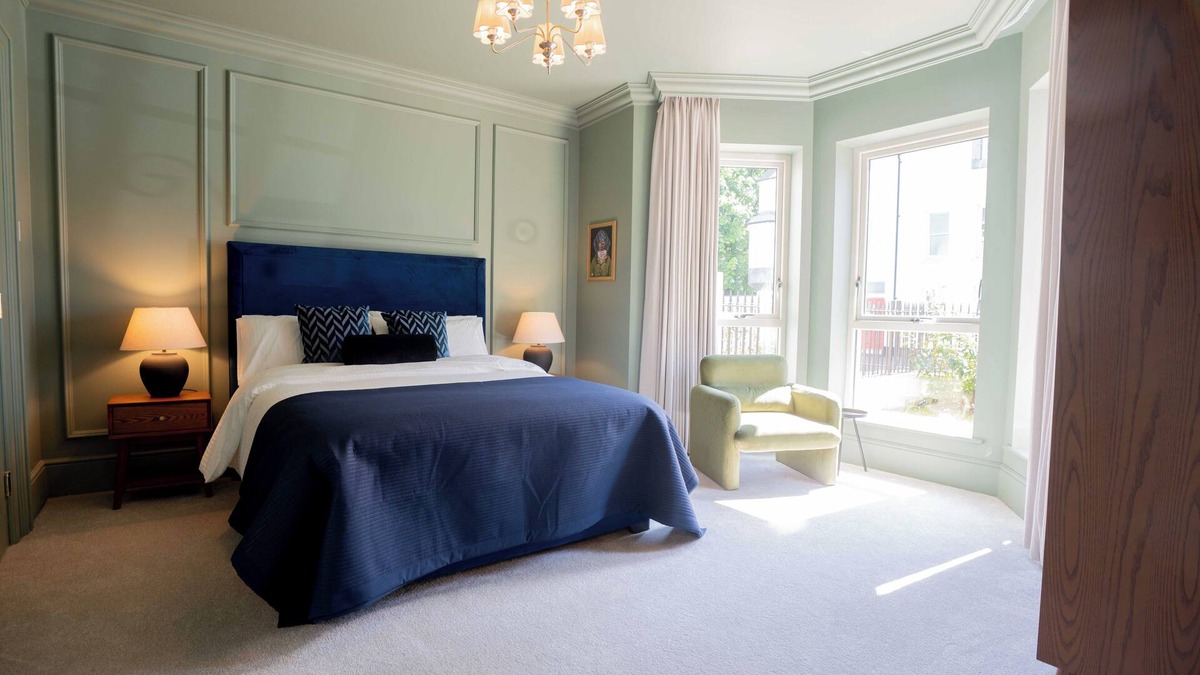 Ballycastle House | Luxury Ballycastle townhouse close to the seafront and beach.