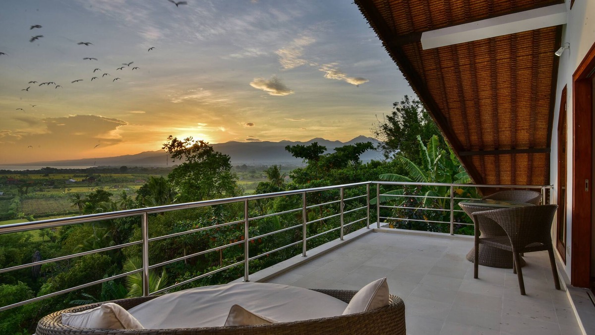 Umeanyar Villa | Luxury Beach & Cliff Villa with Unbelievable Panoramic Views.