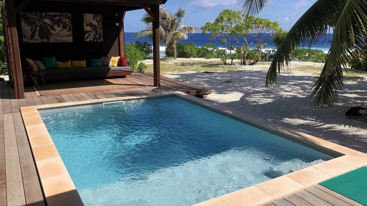 Temae House | Luxury Beach House Pool & Beach