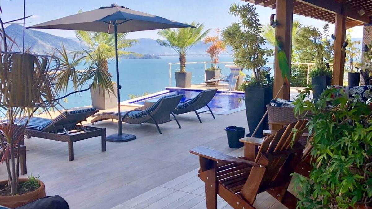 Siriuba House | Luxury beach house with pool, terrace and elevator overlooking the sea