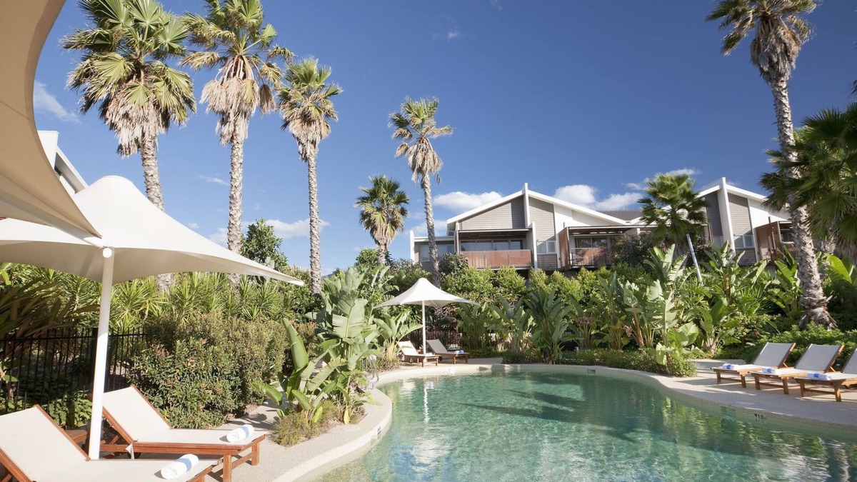 Magenta Shores House | LUXURY Beach side Golf view Terrace