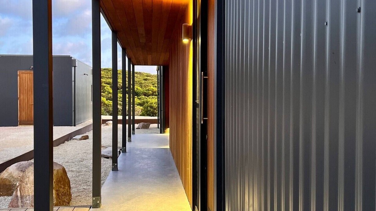 Bremer Bay House | Luxury beachfront accommodation surrounded by nature with ocean views