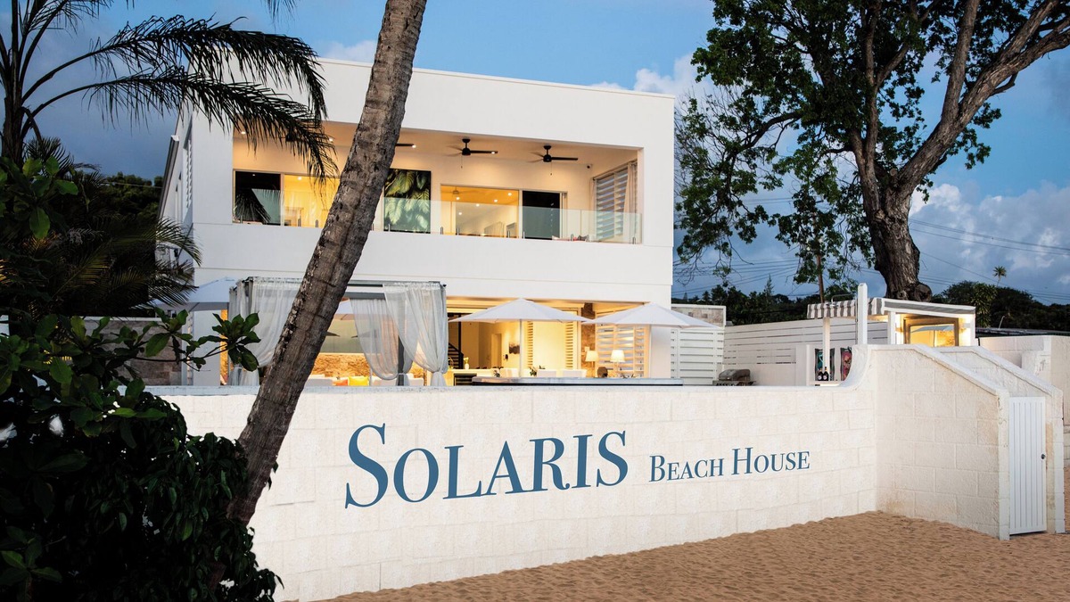 Reeds Bay Villa | Luxury Beachfront Villa - Cook & Housekeeper included