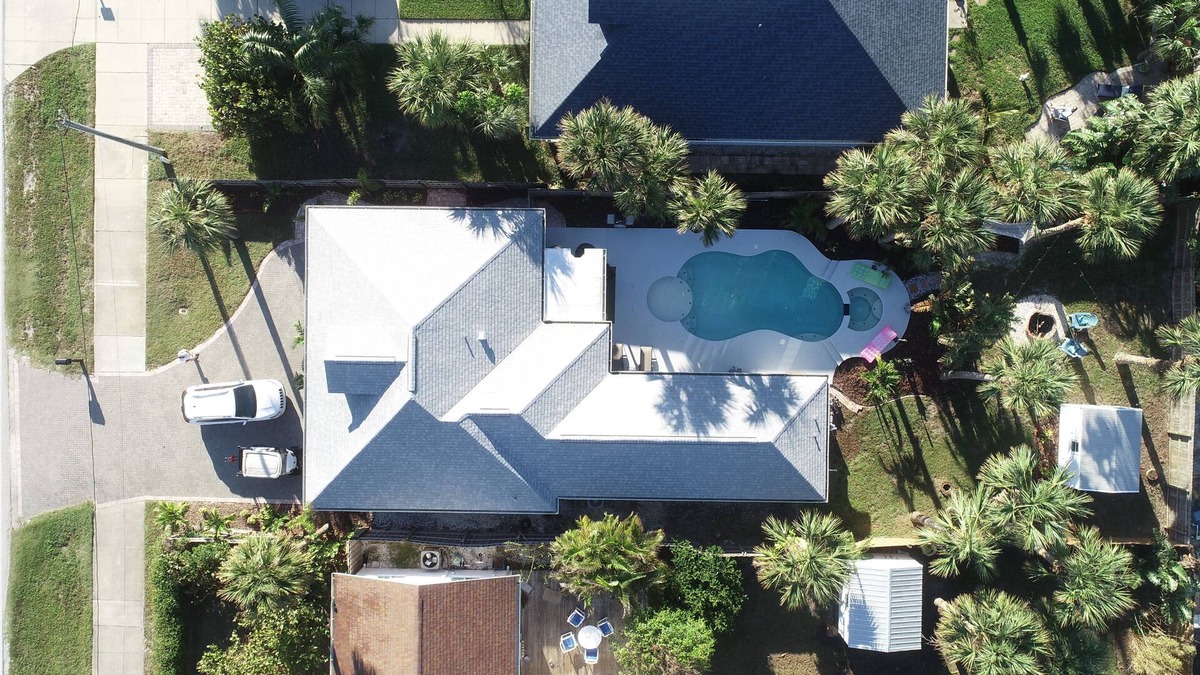 New Smyrna Beach House | Luxury Beachside Home wprivate heated pool/spanBikers welcome!