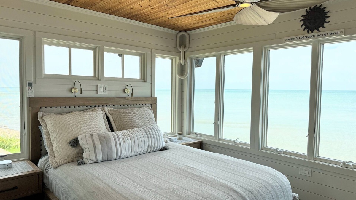 West Irondequoit House | Luxury Boat House Getaway
