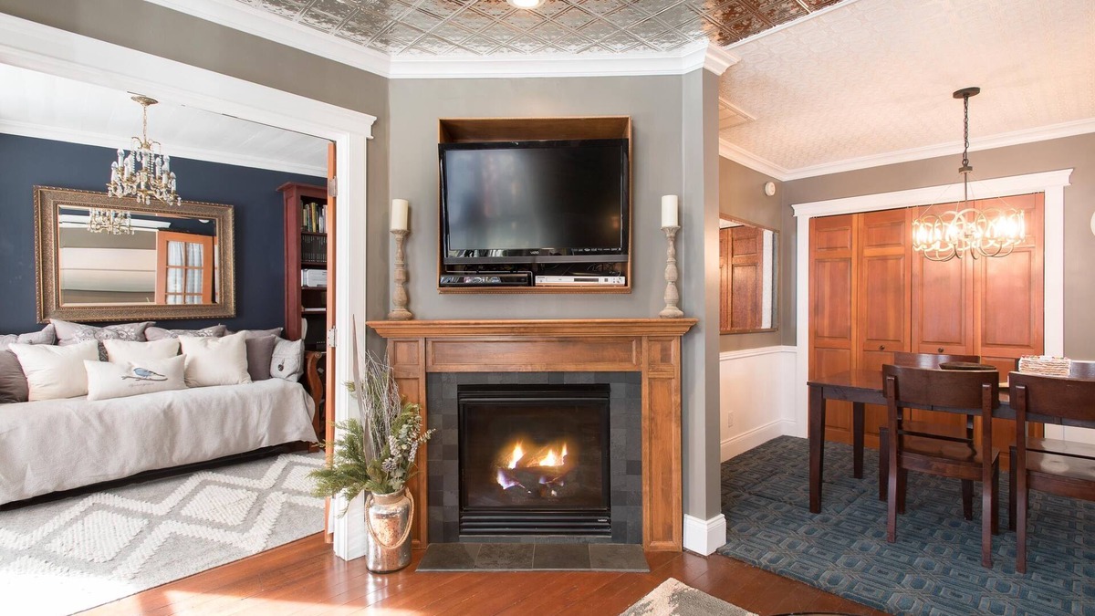 Downtown Park City House | Luxury Boutique Cottage, Hot Tub Grotto, Top of Main St, ❤Clean & Refundable!