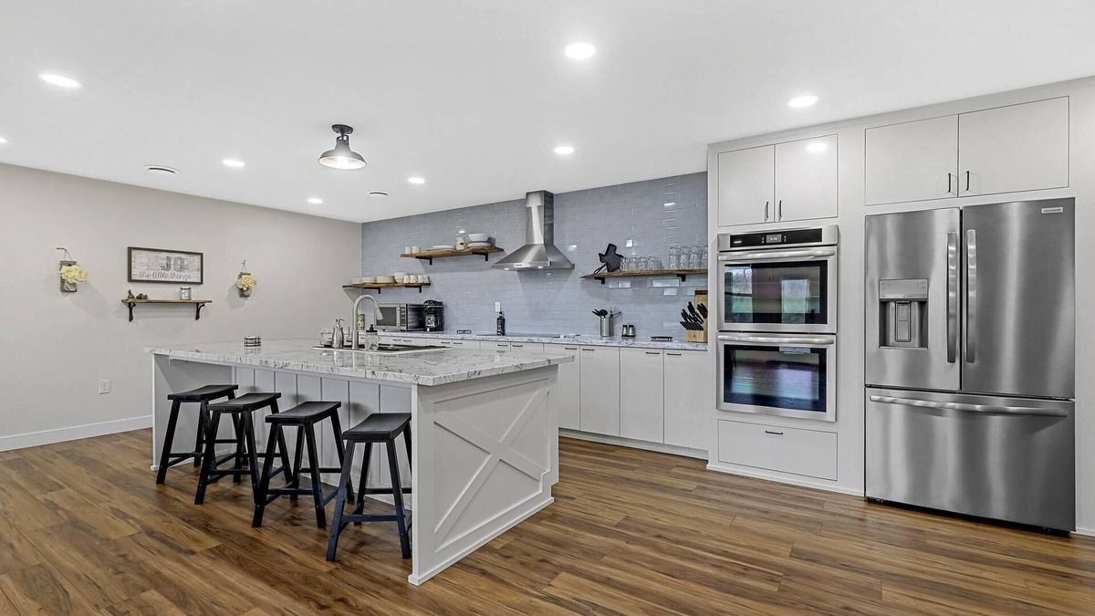 Nemo House | Luxury Brazos River Retreat