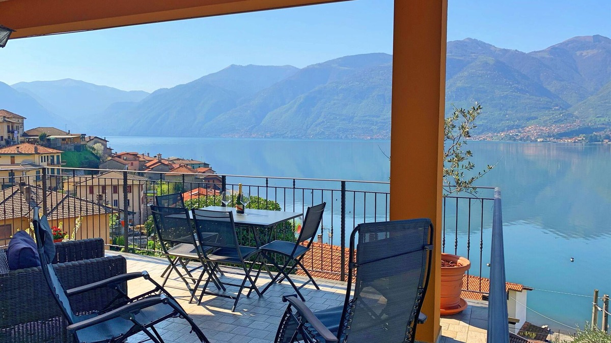 Lezzeno Apartment | LUXURY bright apartment near BELLAGIO