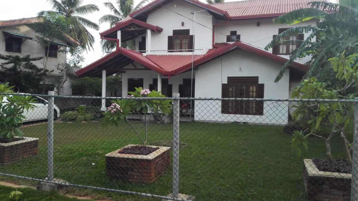Anuradhapura House | Luxury Bunglow For Reasonable Price