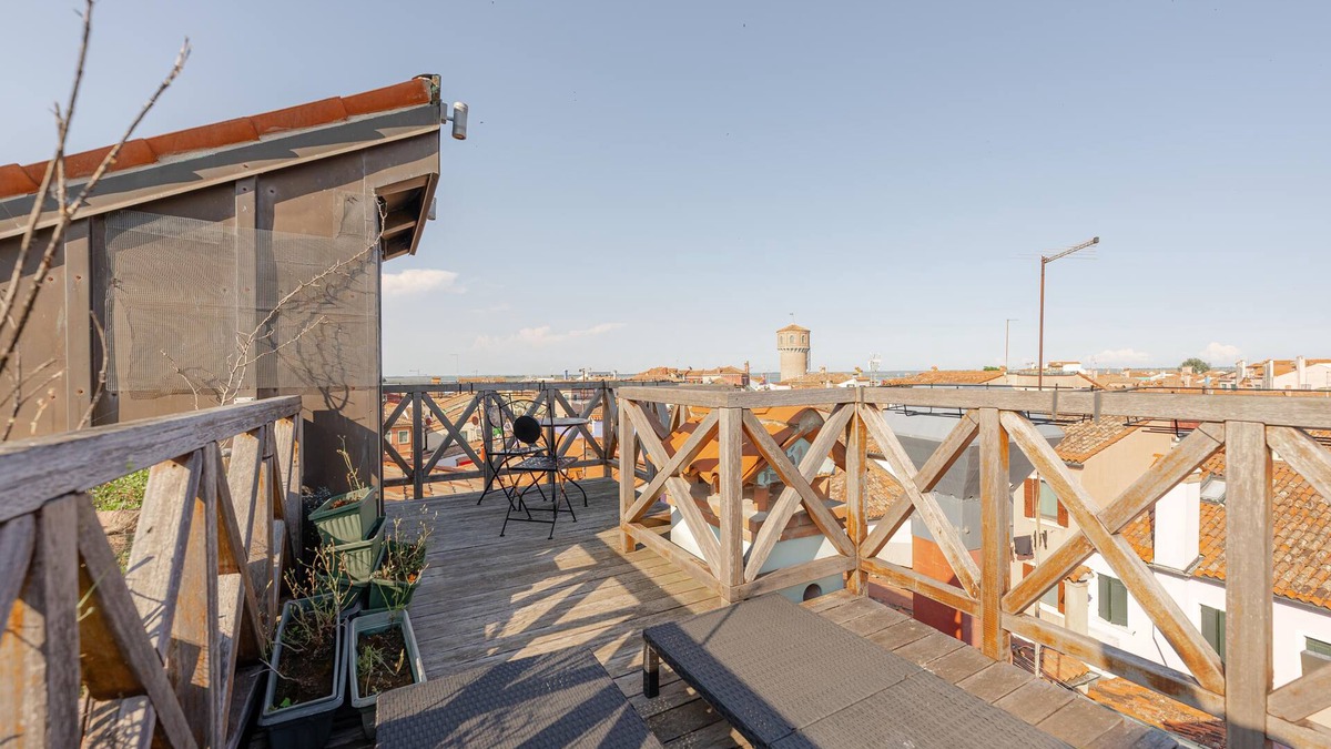 Burano Apartment | Luxury Burano Penthouse - Lagoon View