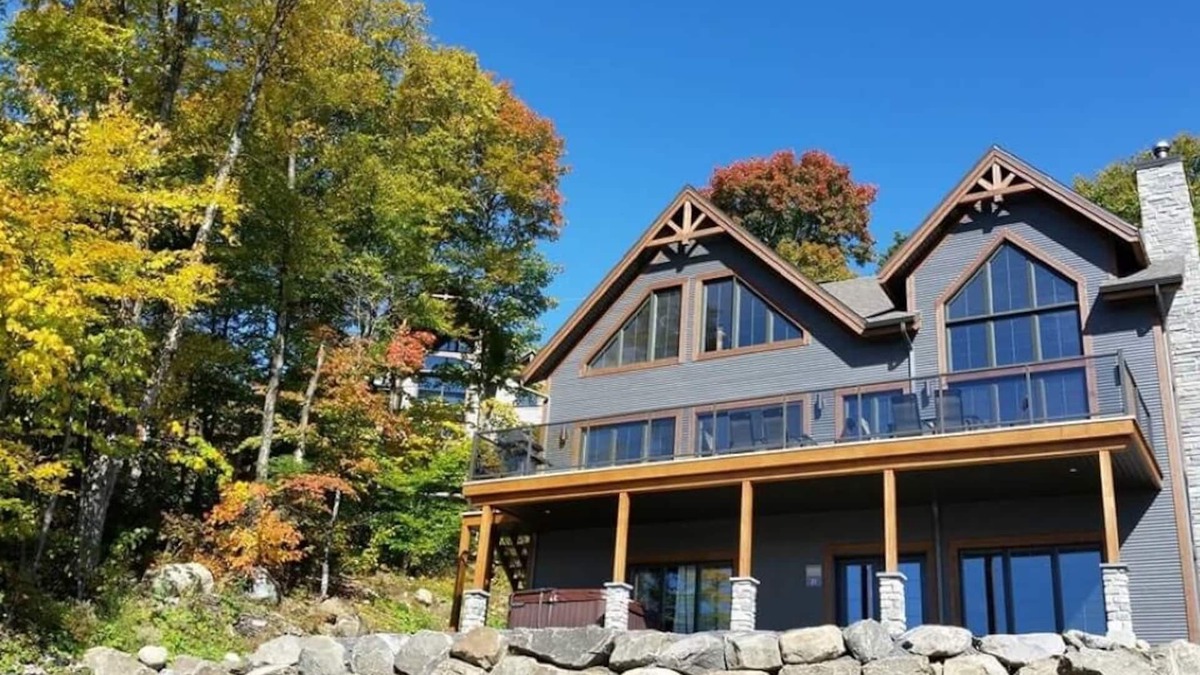 Stoneham Cottage | Luxury cottage, panoramic view over the entire valley/Ski Resort, 24 people