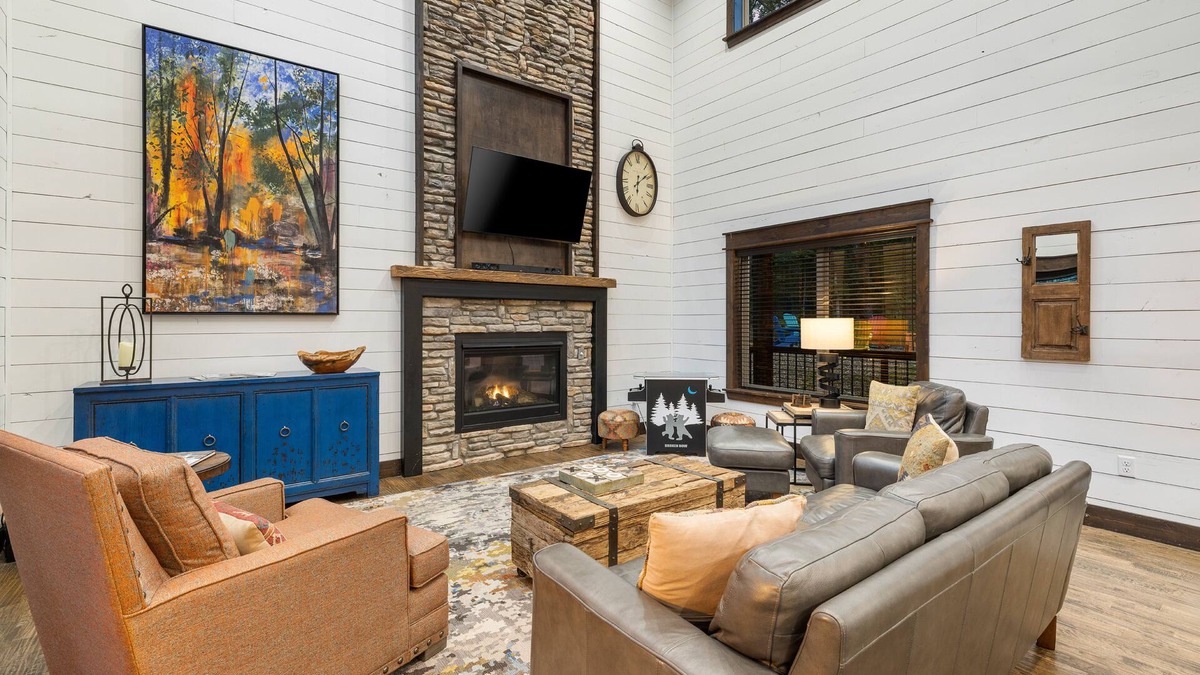 Broken Bow Cabin | Luxury Cabin Getaway: 1 Mi To Broken Bow Lake!