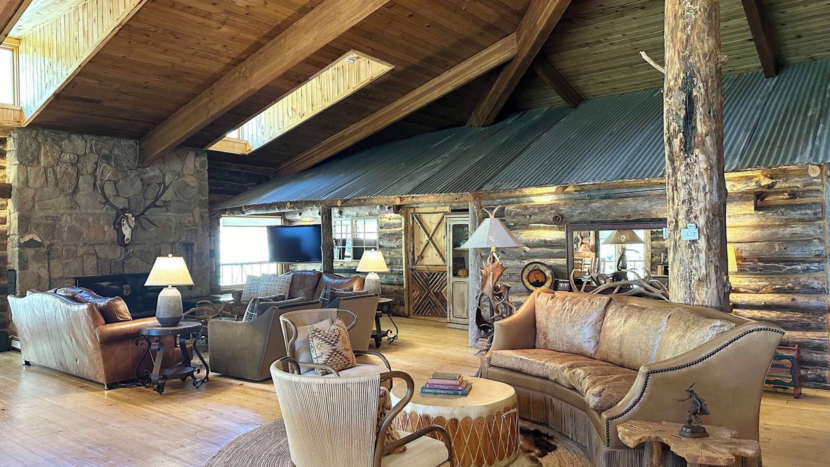 Sacramento Cabin | Luxury cabin located on a private ranch in Cloudcroft