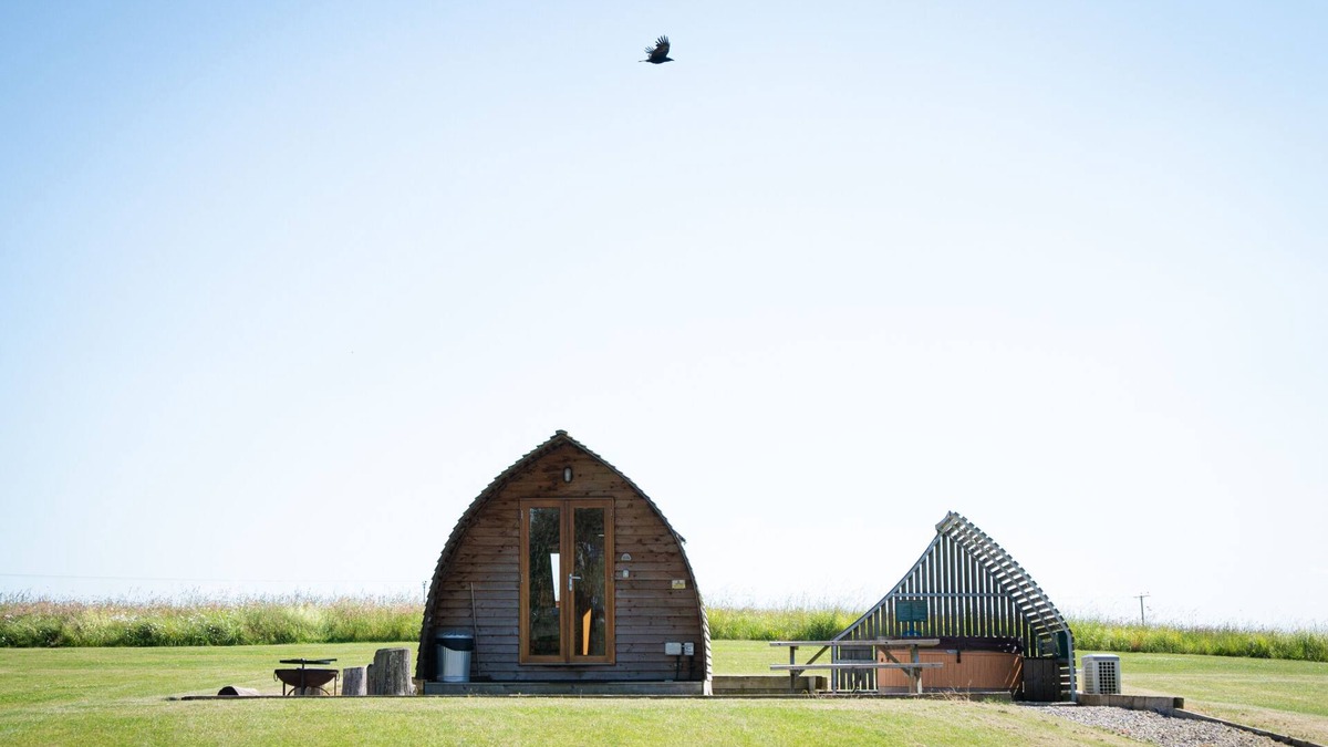 Northallerton Cabin | Luxury Cabin With Hot Tub by Wigwam Holidays