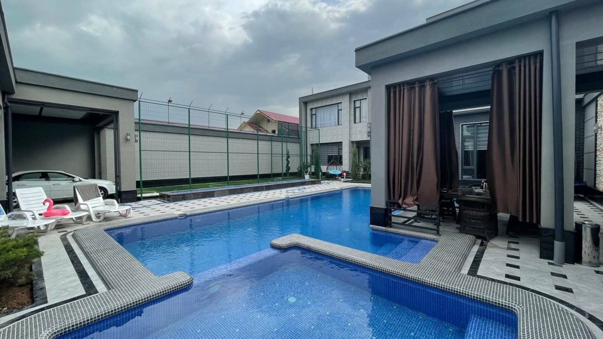 Uzbekistan Villa | Luxury California Dacha with 2 pool