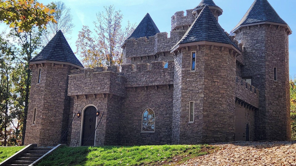 Adairsville Other | Luxury Castle at Kingston