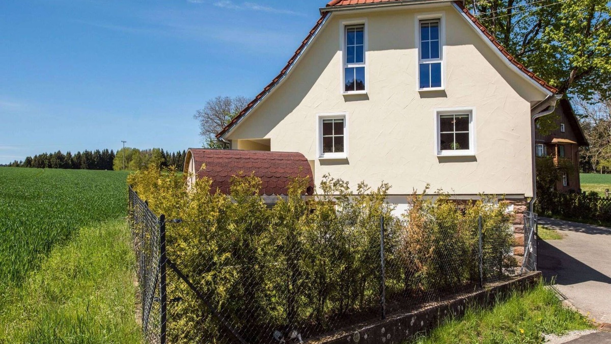 Lossburg House | Luxury Chalet - Sauna, Wifi, 2 bathrooms, firecplace, located in beautiful area