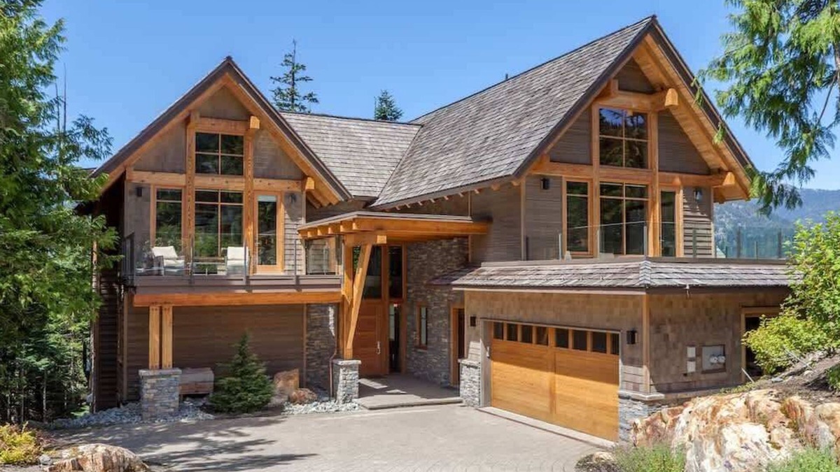 Whistler Creekside House | Luxury Chalet with Hot Tub, Steam Room, Views