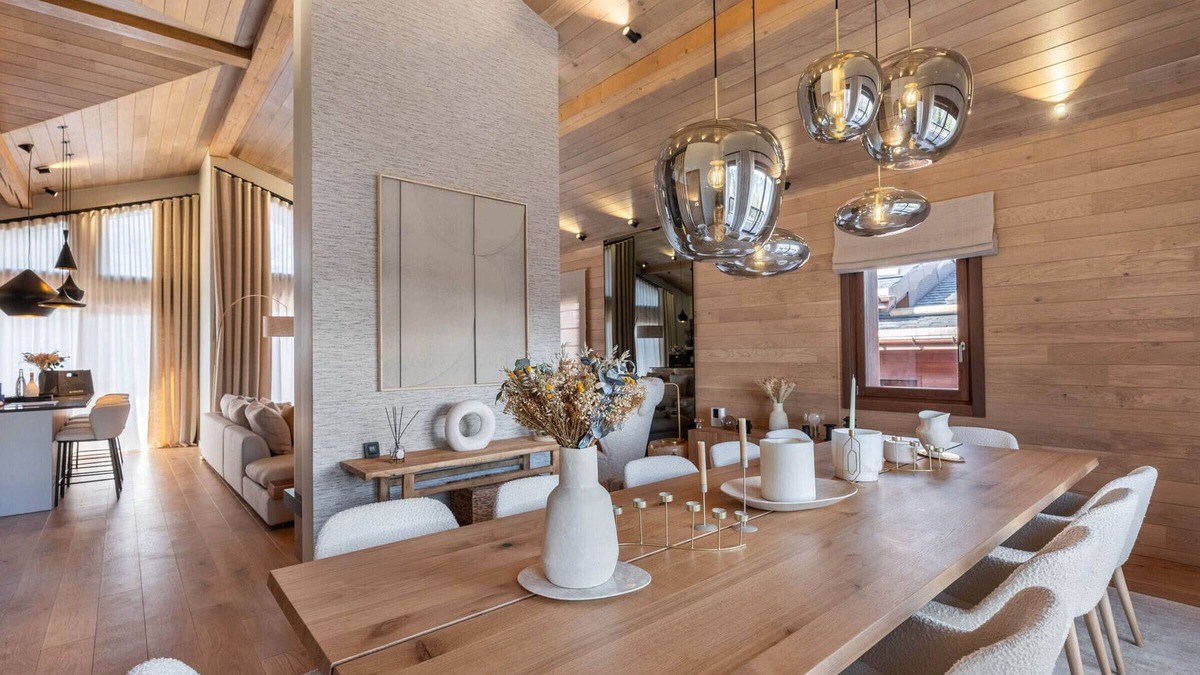 Courchevel Ski Chalet | Luxury Chalet with Indoor Jacuzzi, Near Slopes and Center