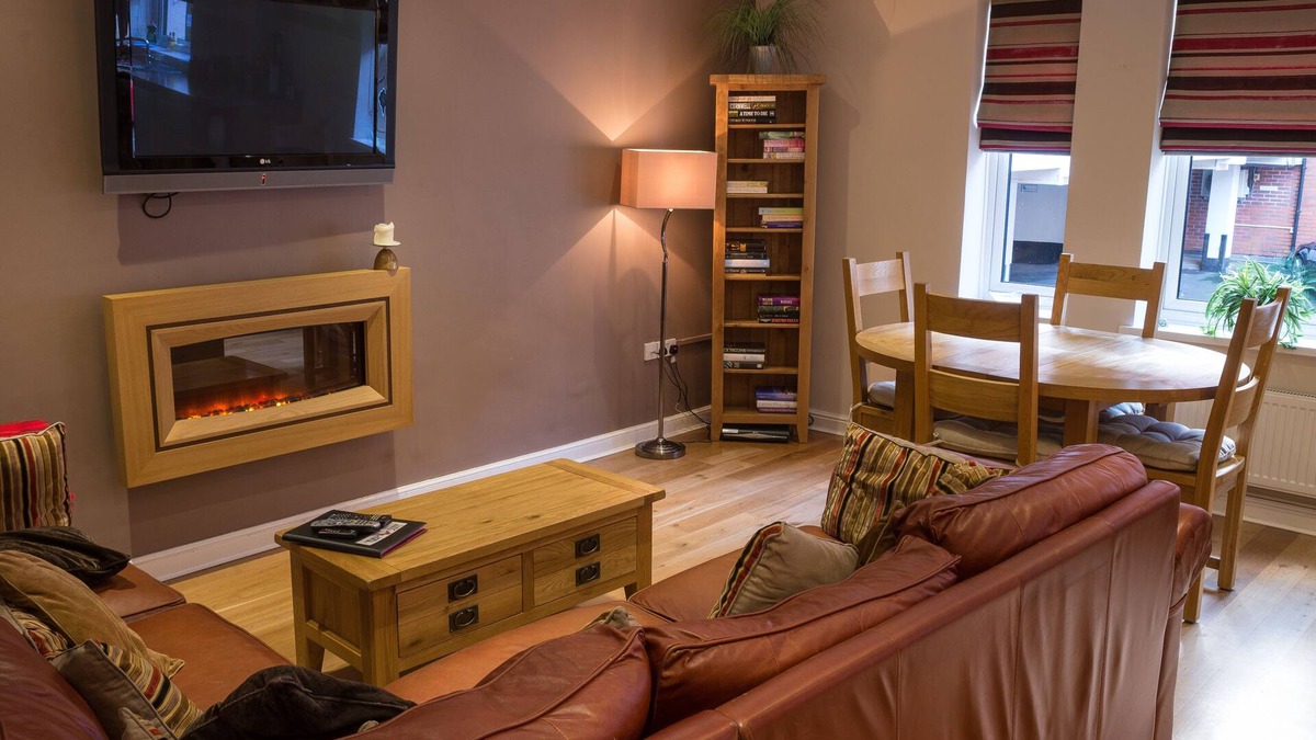 Birmingham City Centre Apartment | Luxury City Apartments, St Pauls Square, Jewellery Quarter