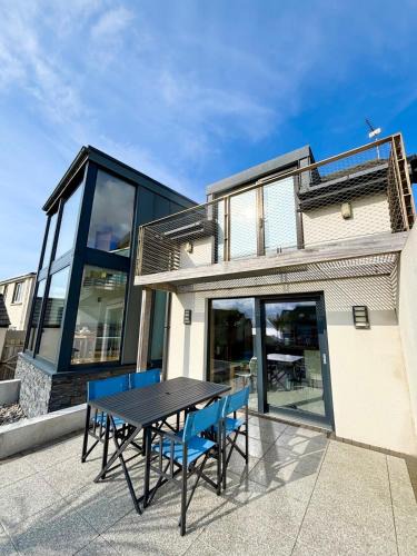 Portstewart House | Luxury Coastal Getaway