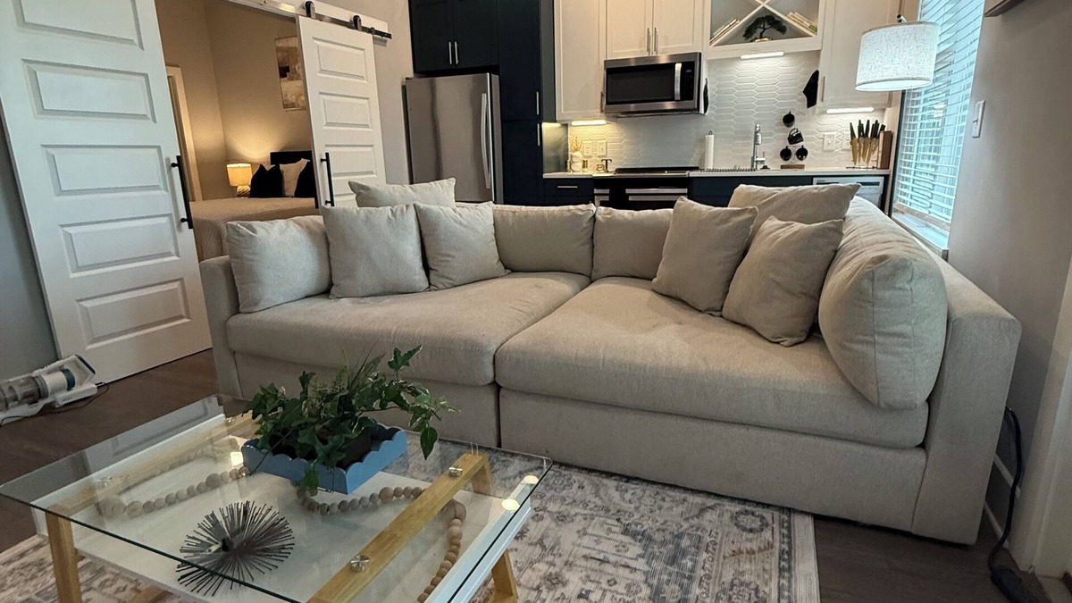 North Decatur Apartment | Luxury Comfort in Heart of Atlanta - Walk to Everything!