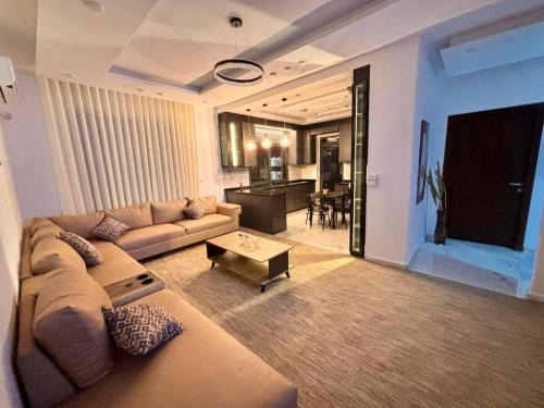 Karak Governorate Apartment | Luxury comfortable apartment