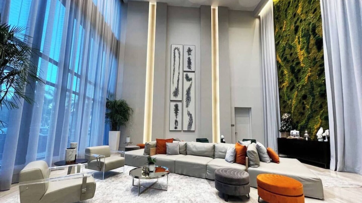 Doral Condo | Luxury Condo - 3B/3B with Amazing Skyline View