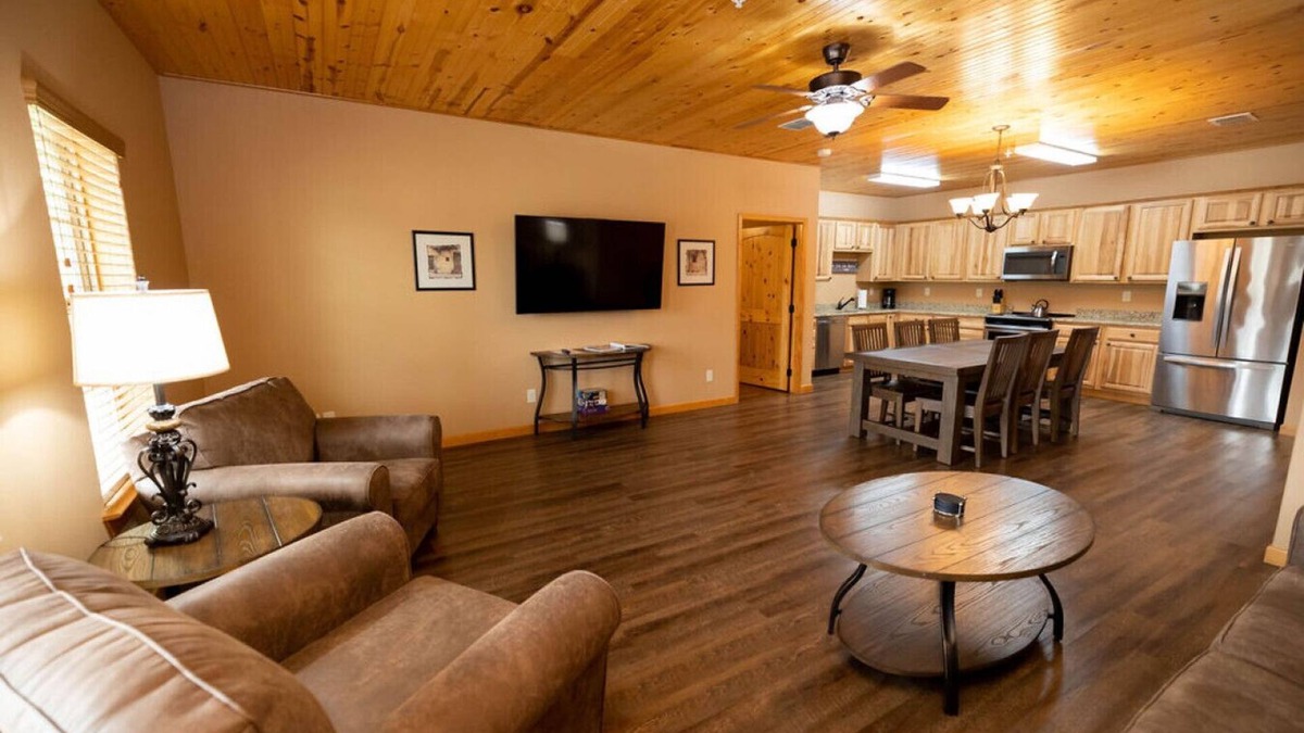 Gruene Condo | Luxury Condo Hidden Gem of Gruene Resort A3