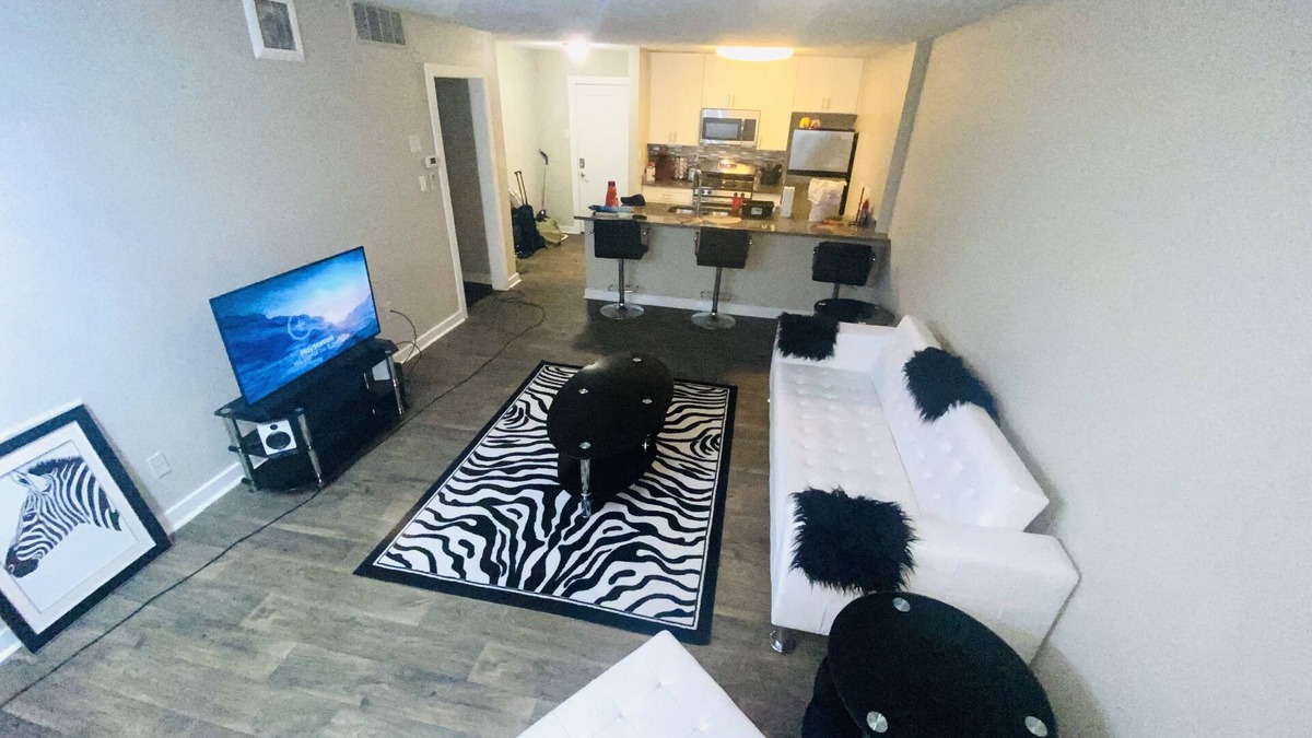 Lenox Condo | Luxury Condo in prime location