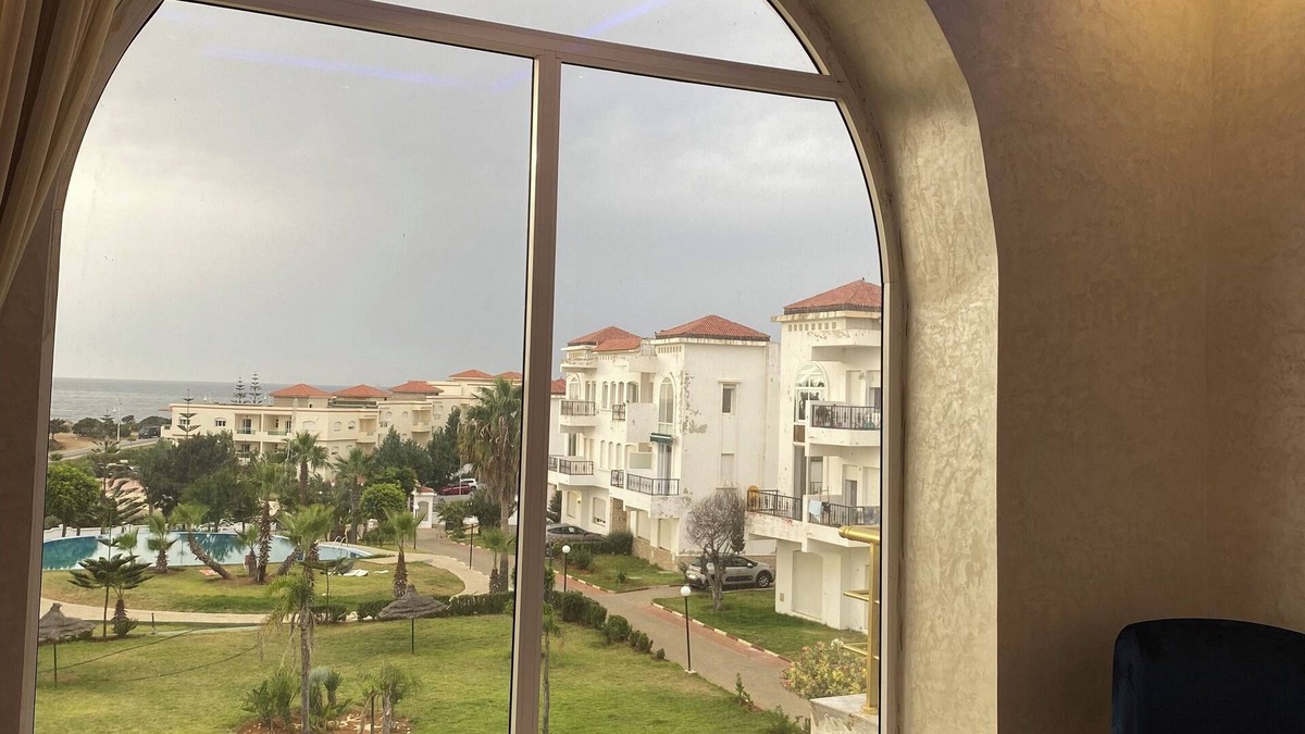 Achakkar Condo | Luxury condo overlooking the Ocean