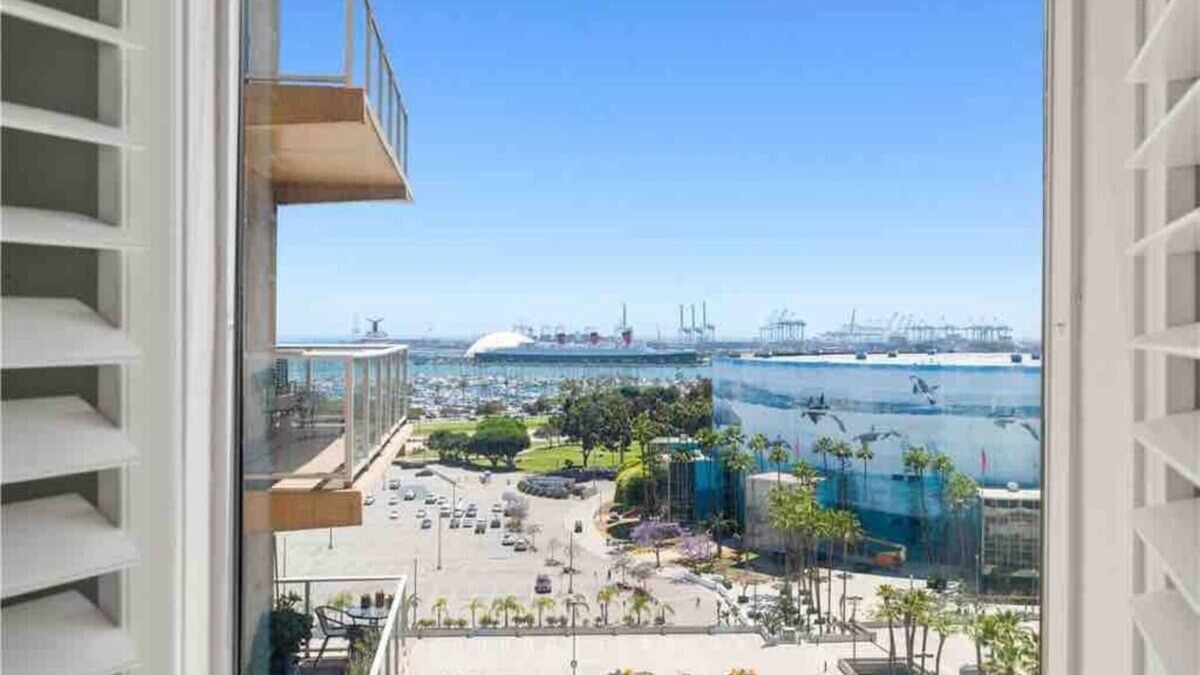 Downtown Long Beach Condo | Luxury condominium in Downtown Long Beach/Ocean View