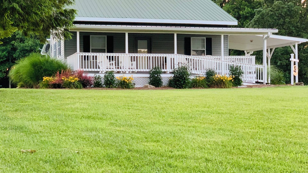 Spencer Cottage | Luxury Cottage Escape Near Fall Creek Falls Park
