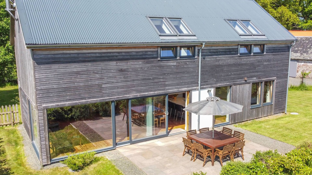Glasgow Cottage | Luxury cottage in Loch Lomond and The Trossachs National Park
