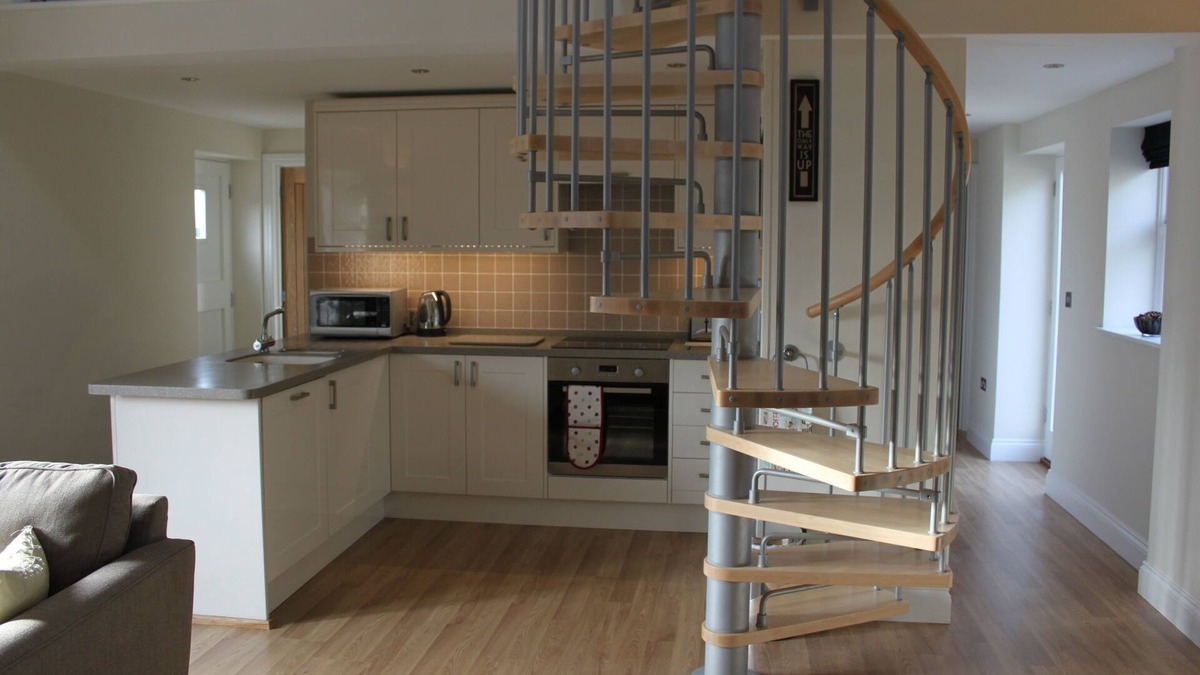 Evenley Cottage | Luxury cottage on working farm, close to Silverstone, Oxford and the Cotswolds