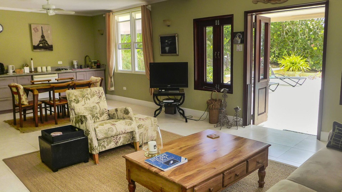 Parish Land Apartment | Luxury Countryside 2 Bed Apartment with Pool