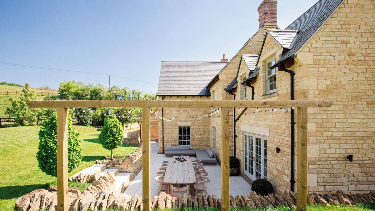 Woodstock House | Luxury countryside retreat in a highly desirable location, Family & Dog friendly