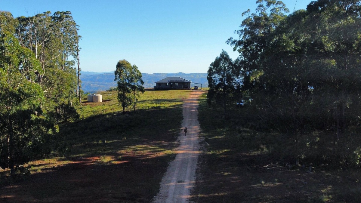 Niangala House | Luxury Couples Retreat in very secluded part of the New England region of NSW