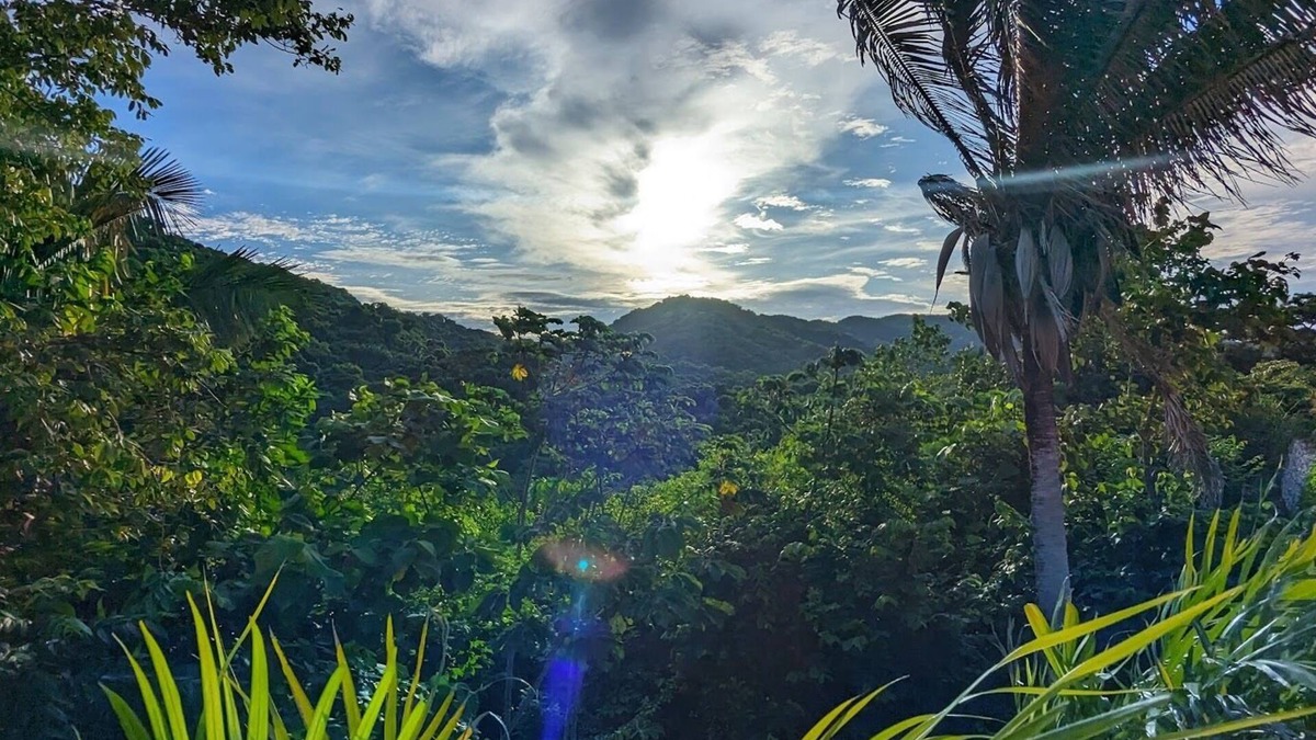 Canton Nandayure Villa | Luxury villa with stunning ocean view.