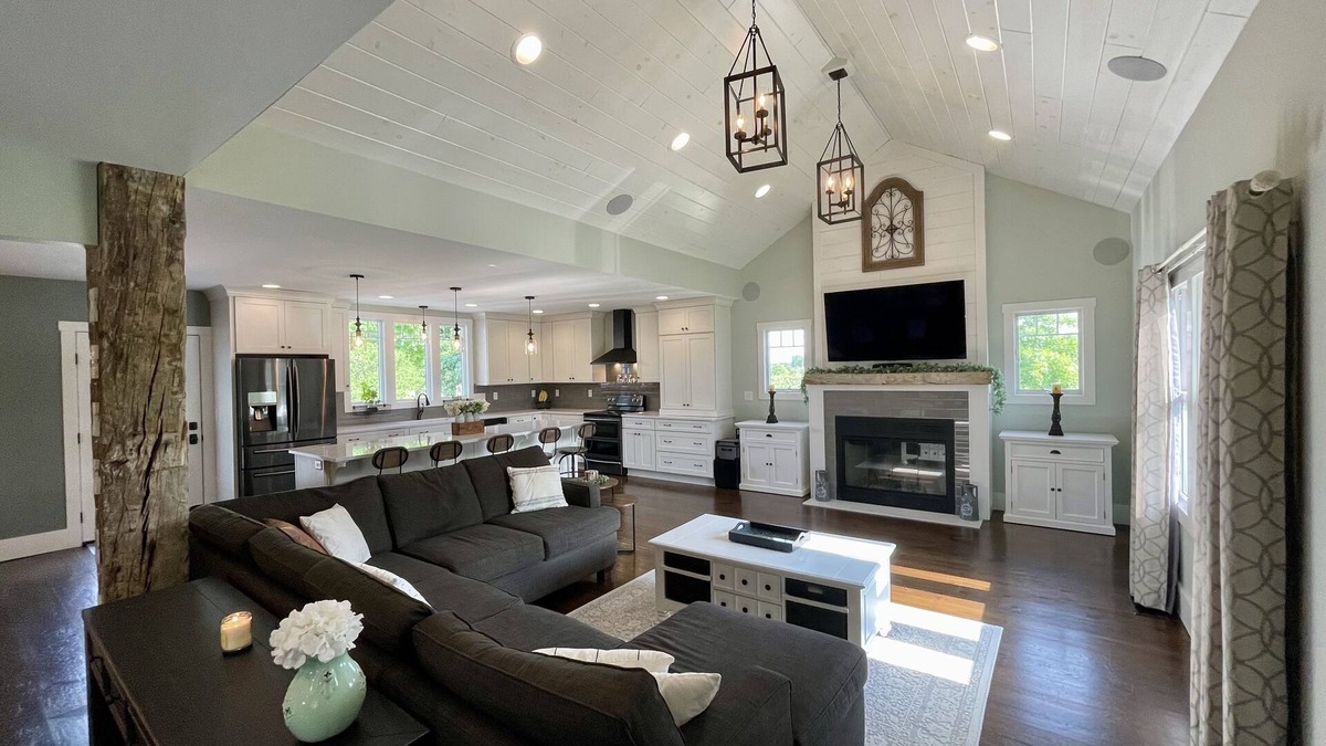 Stevensville Other | Luxury Craftsman Farmhouse Close to Beaches & Wineries
