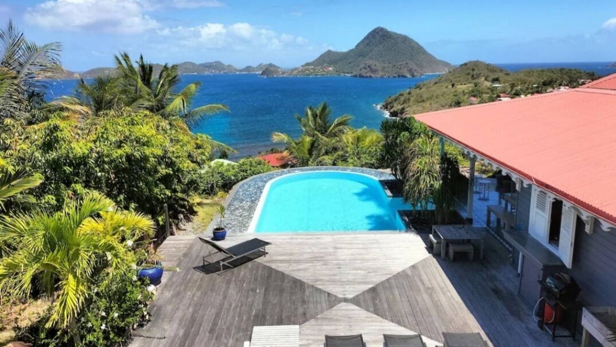 Grand Anse Villa | Luxury Creole house, panoramic view of the Baie des Saintes
